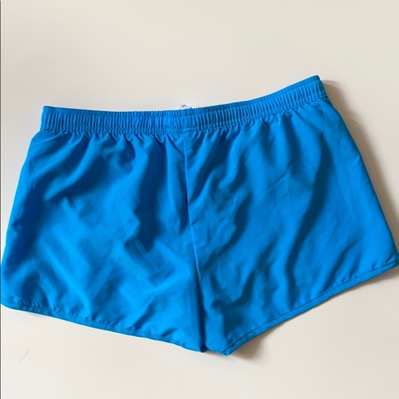 Old Navy Active women’s running shorts - Picture 3 of 8